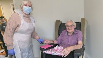 Tipton care home Residents celebrates daughters 70th birthday